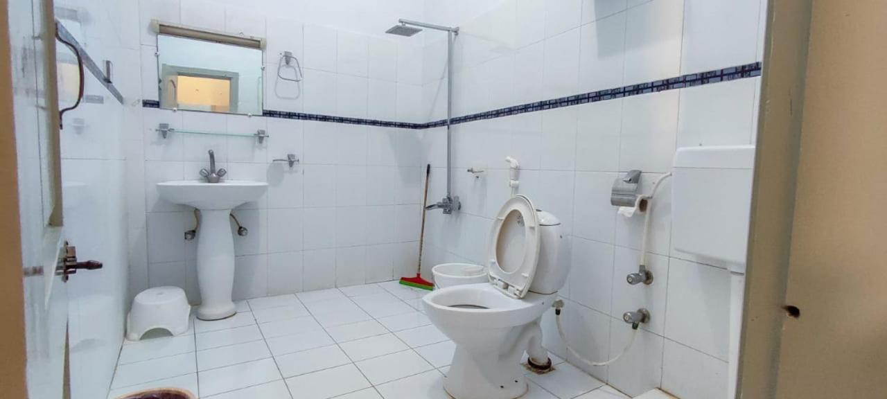 Swat Guest House Mingora Ngoại thất bức ảnh