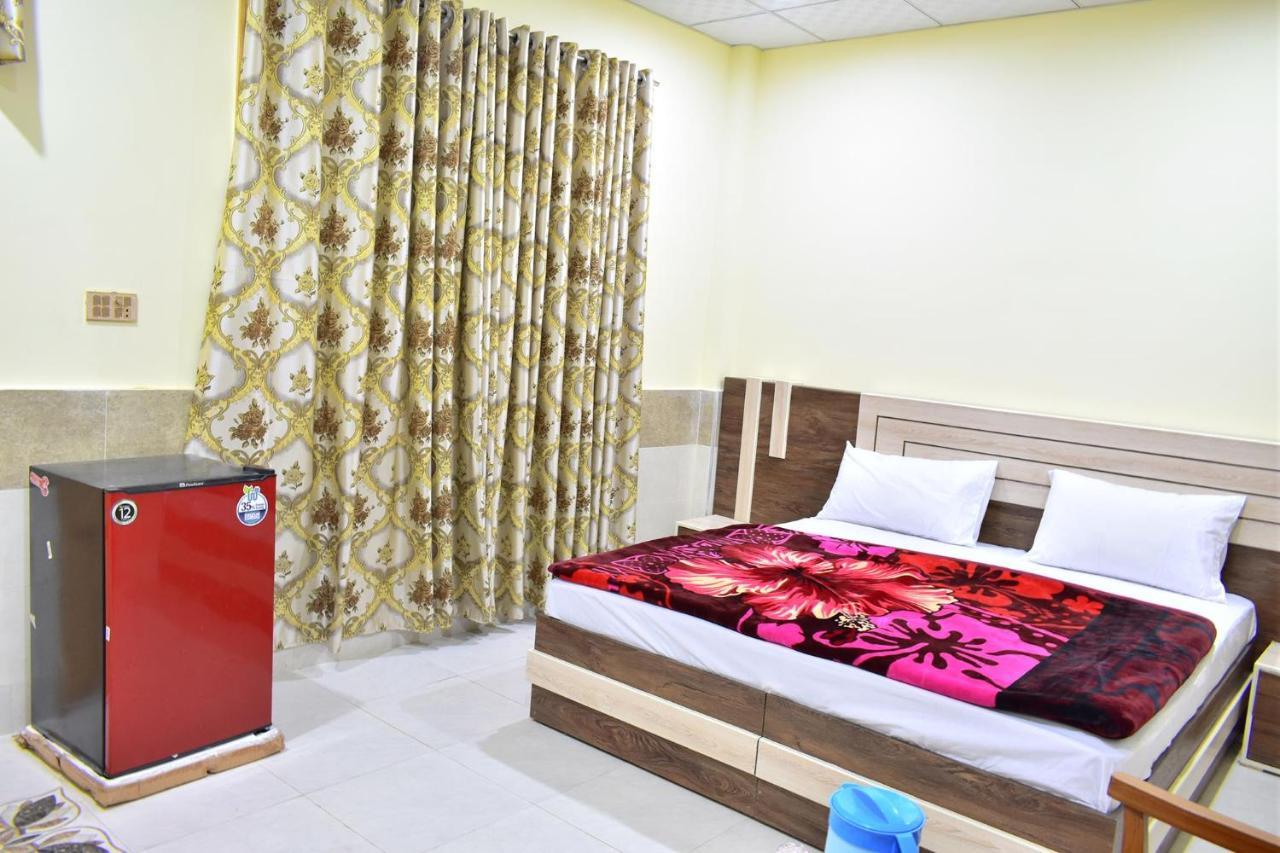 Swat Guest House Mingora Ngoại thất bức ảnh
